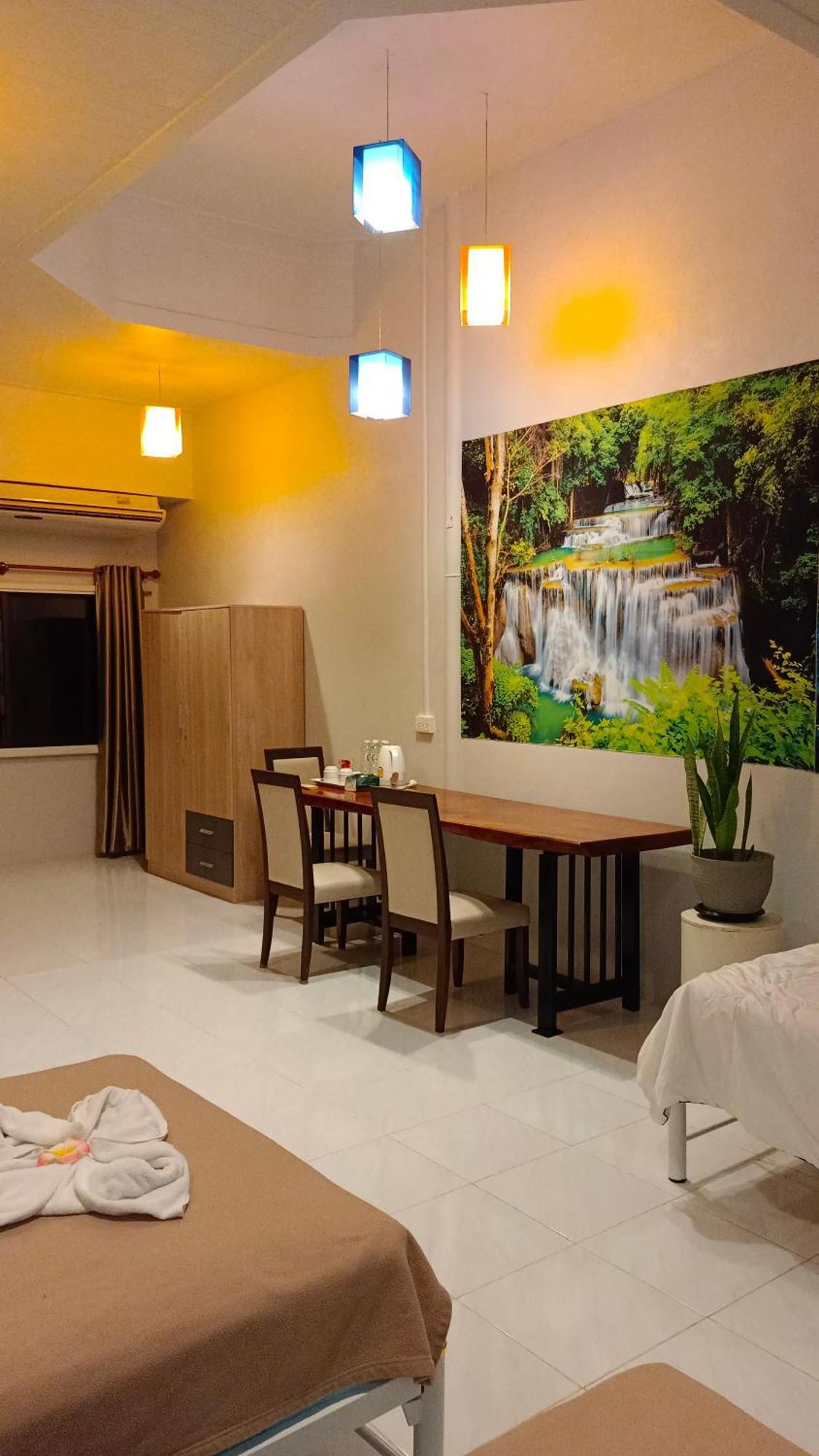 Batikseafood Airport & Room Ban Bo Sai Klang Eksteriør bilde