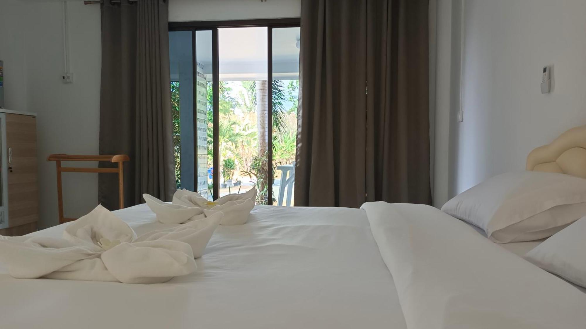Batikseafood Airport & Room Ban Bo Sai Klang Eksteriør bilde